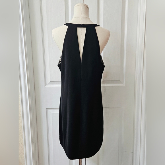 1 State Black and Cream Chevron Halter Neck Dress - Picture 2 of 9